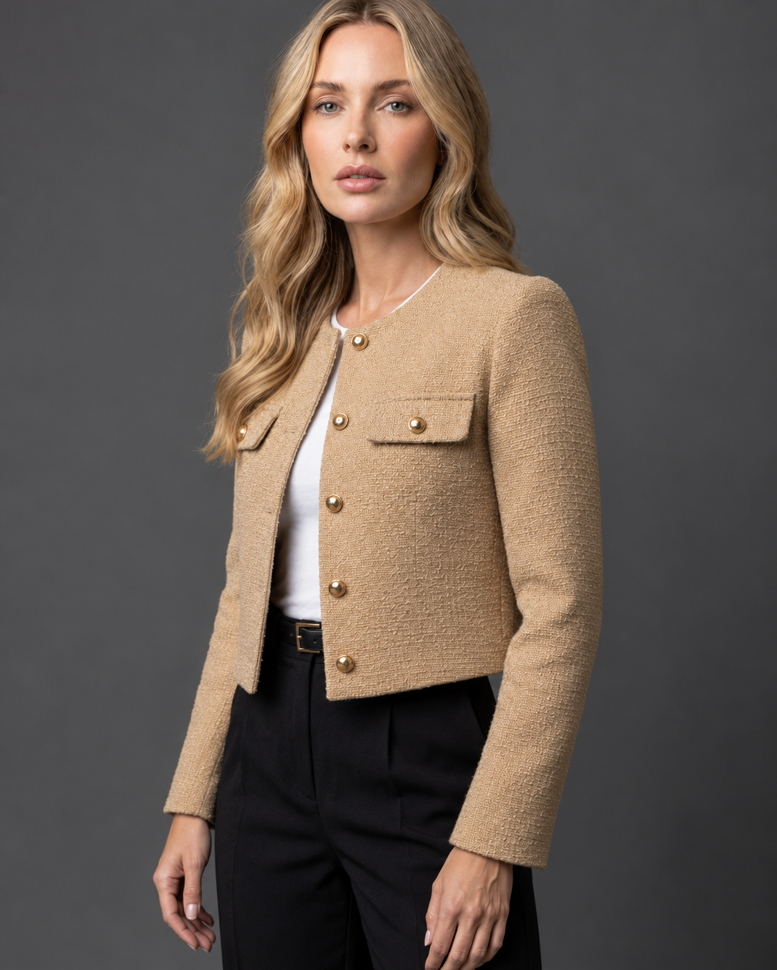 Judyta | Krótki żakiet w stylu tweed ze złotymi guzikami
